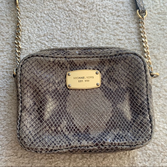 Michael Kors Crossbody Purse - Picture 1 of 7